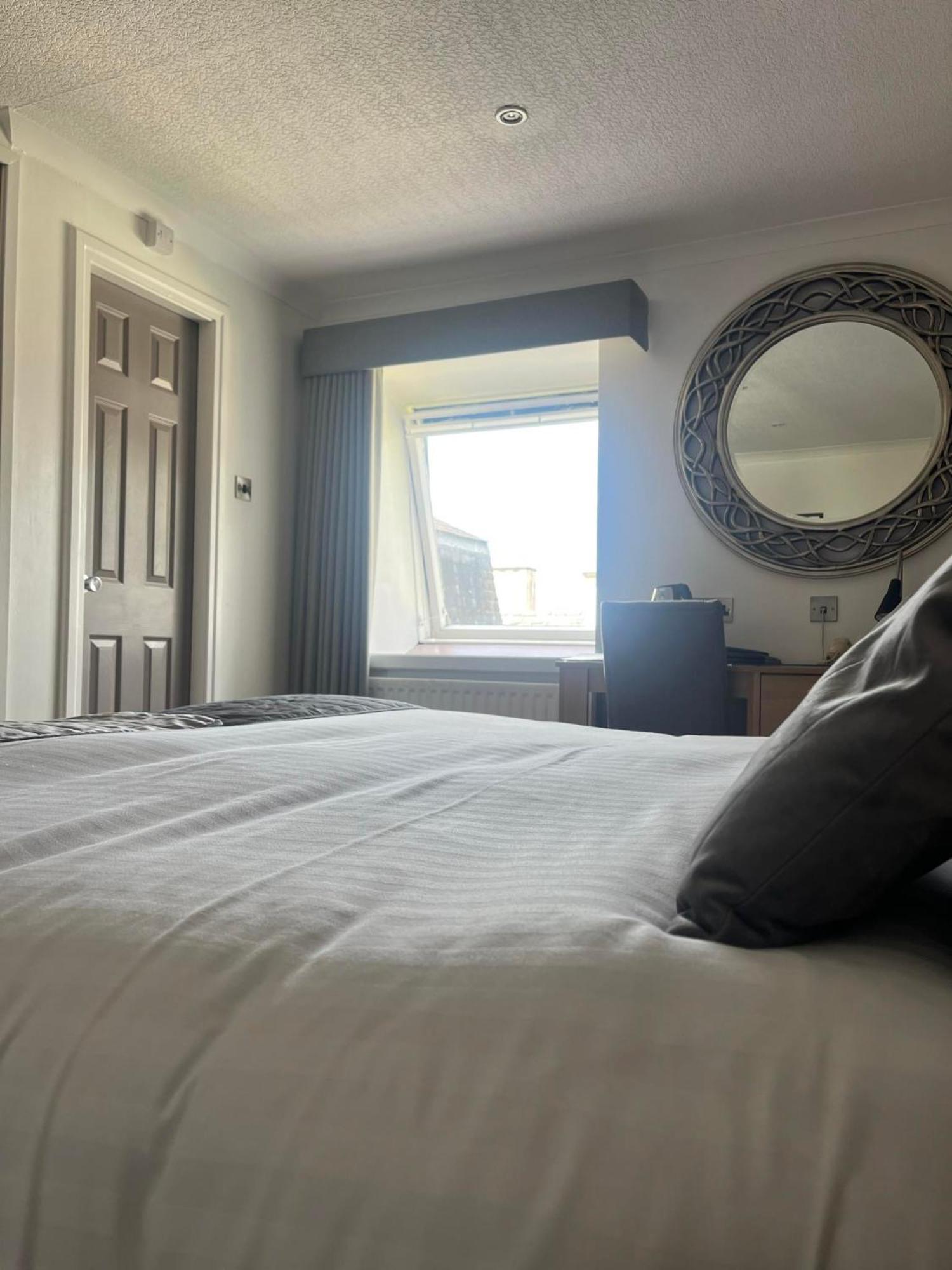 Royal Victoria Hotel Snowdonia Ланберис Екстериор снимка