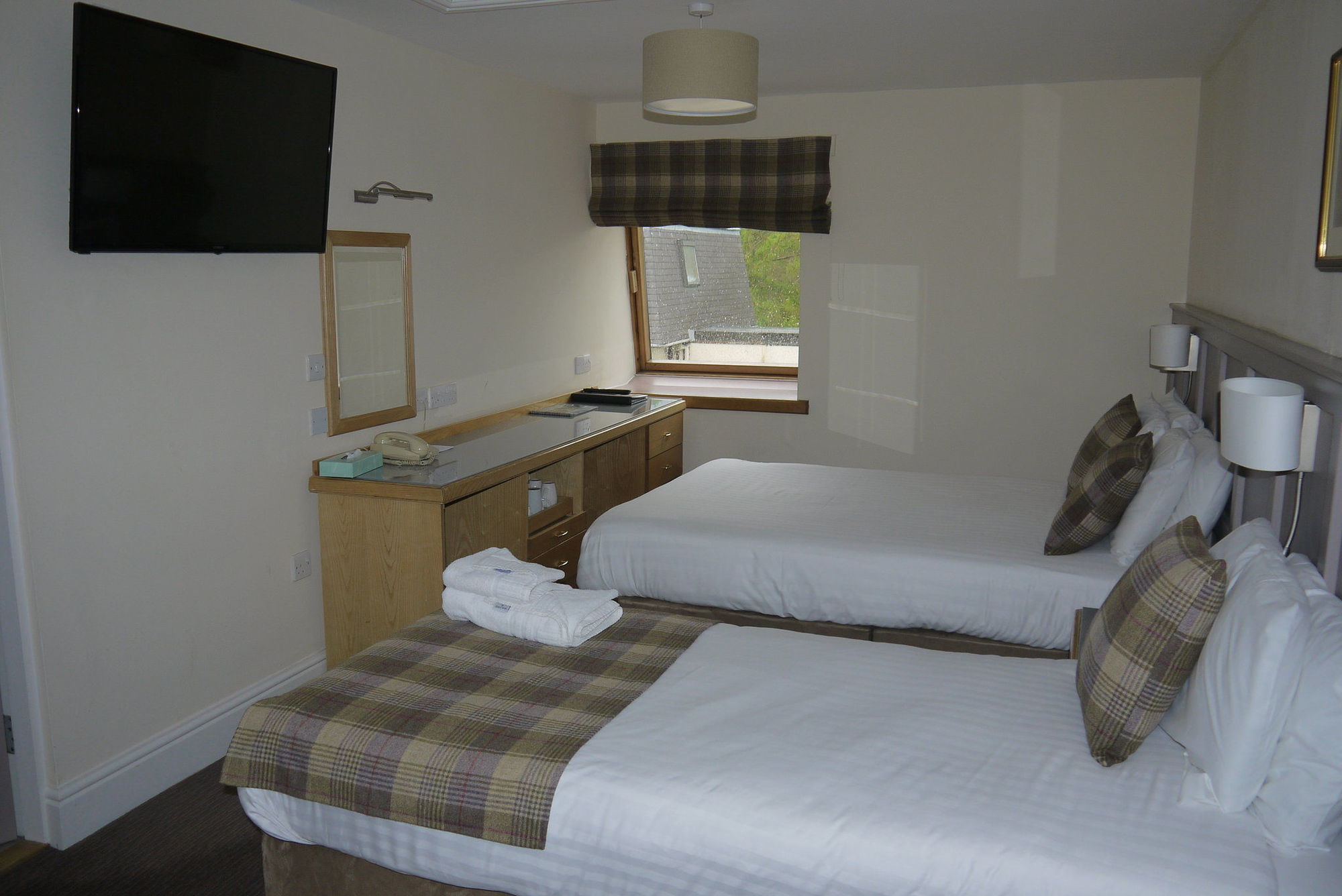 Royal Victoria Hotel Snowdonia Ланберис Екстериор снимка